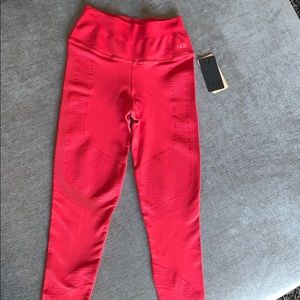 Nux One by One legging